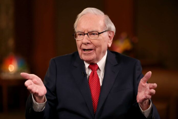 Warren Buffett Steps Down After 60 Years – And His Bitcoin Views Are Unforgettable Warren Buffett Steps Down After 60 Years – And His Bitcoin Views Are Unforgettable